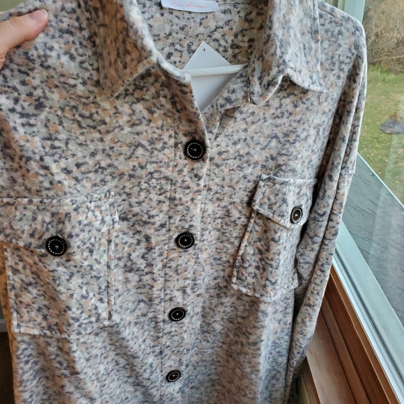 Chic oversized boyfriend shacket - Picture 8 of 10